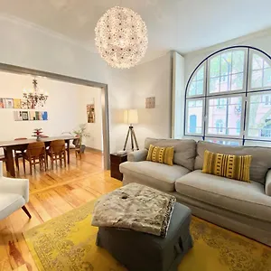 Luxury Vintage With The Comforts Of At The Centre, Next To Marquês De Pombal Appartement Lisboa